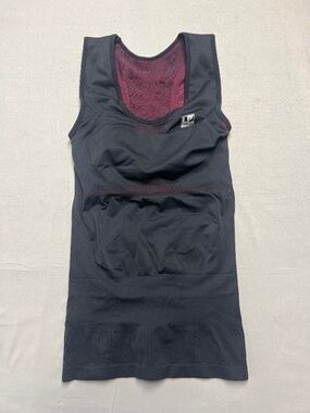 Ace womens compression top